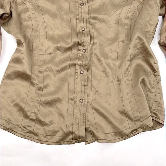 Da-Nang Silk Button Down Shirt - Picture 2 of 13